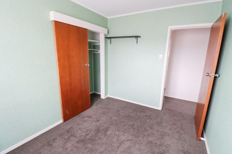 Photo of property in 140 Limbrick Street, Terrace End, Palmerston North, 4410