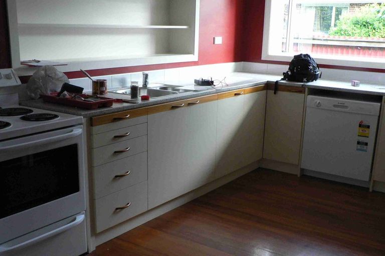 Photo of property in 87 Withells Road, Avonhead, Christchurch, 8042