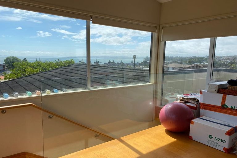 Photo of property in 210 Clovelly Road, Bucklands Beach, Auckland, 2012