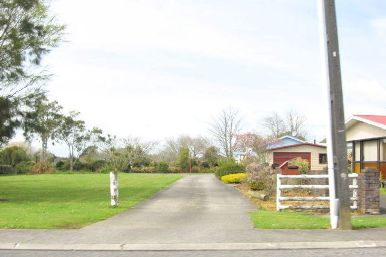 Photo of property in 27 Miro Street, Inglewood, 4330