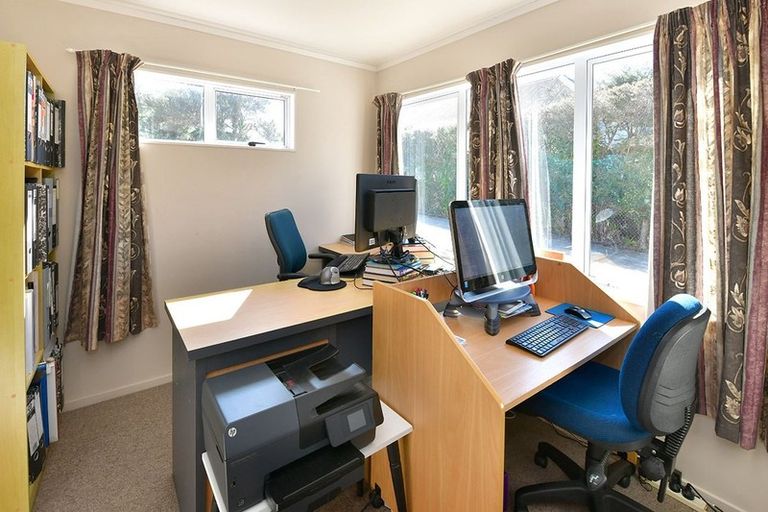 Photo of property in 1241 Whangaparaoa Road, Gulf Harbour, Whangaparaoa, 0930