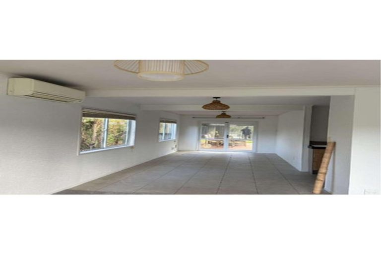 Photo of property in 17 Fitzwilliam Drive, Torbay, Auckland, 0630