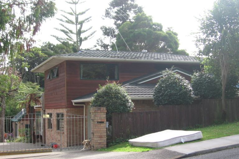 Photo of property in 31 Daffodil Street, Titirangi, Auckland, 0604