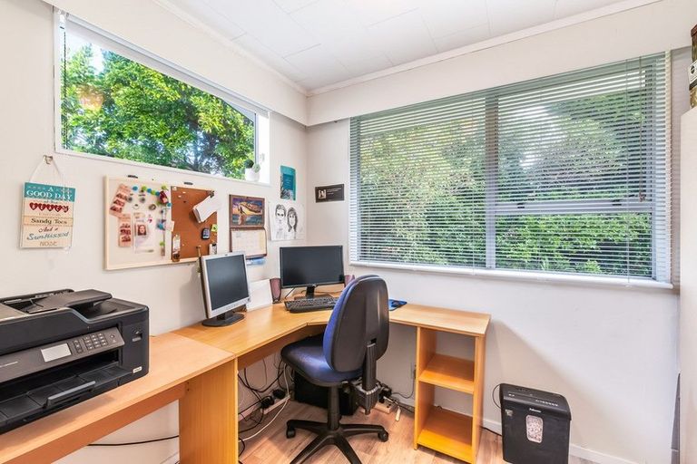 Photo of property in 37 Te Kupe Road, Paraparaumu Beach, Paraparaumu, 5032