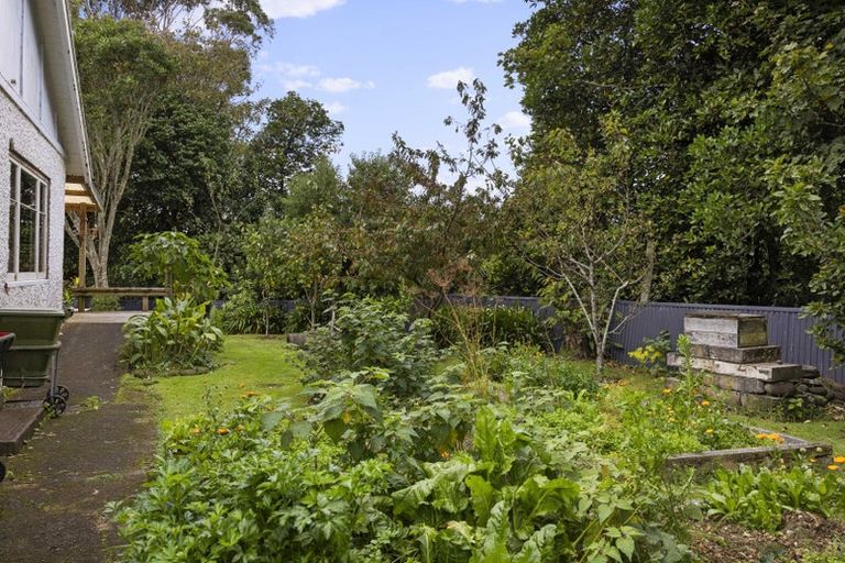 Photo of property in 2329 South Road, Okato, 4335