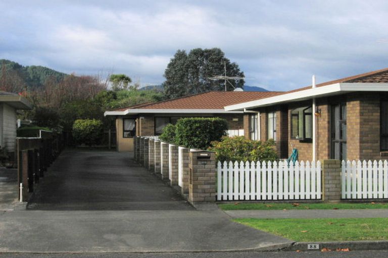 Photo of property in 88 Belvedere Avenue, Waikanae, 5036