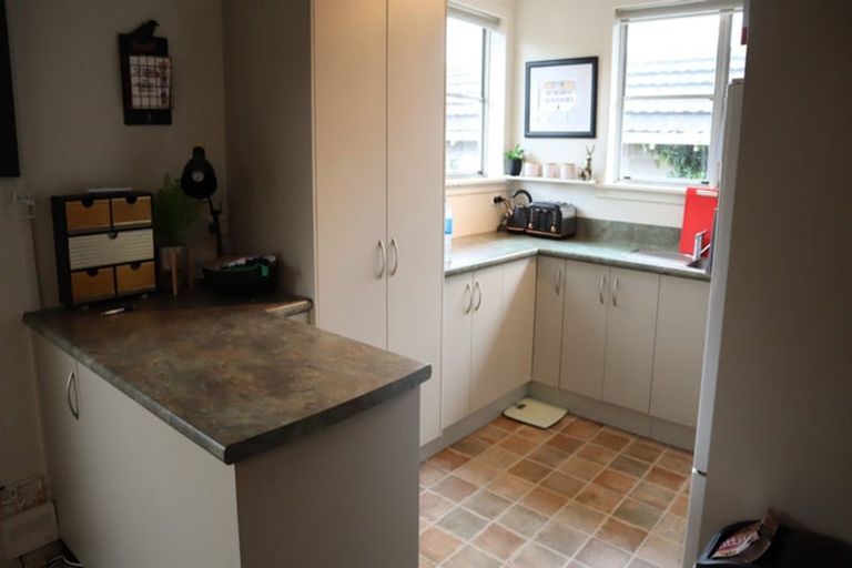 Photo of property in 45a Barrett Street, Westown, New Plymouth, 4310