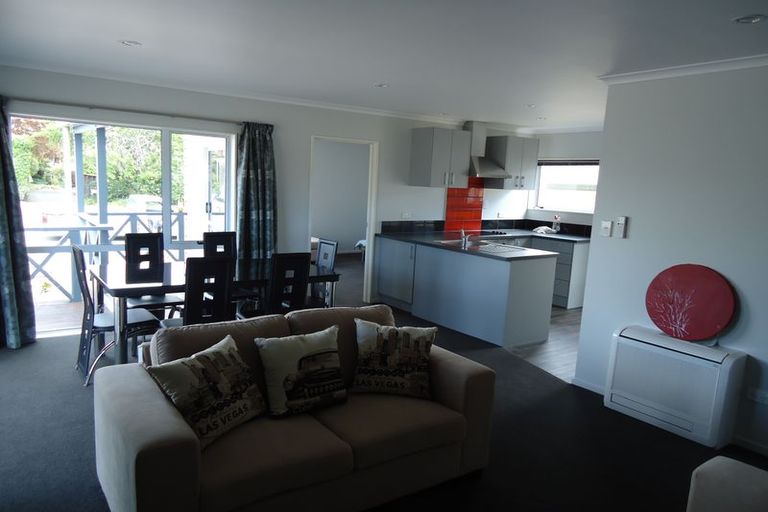 Photo of property in 6 Hayes Street, Waimate, 7924