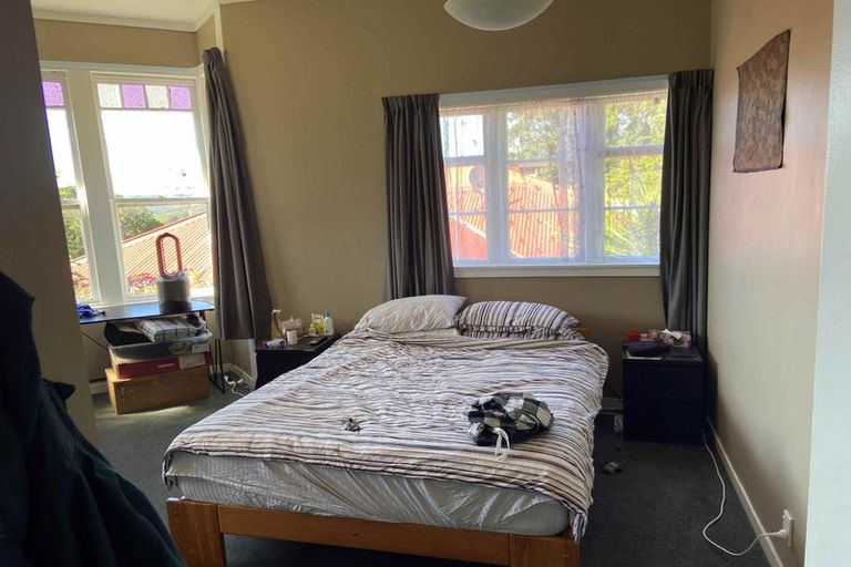 Photo of property in 5 Hadfield Terrace, Kelburn, Wellington, 6012