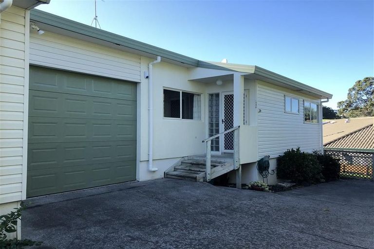 Photo of property in 24b Palmgreen Court, Stanmore Bay, Whangaparaoa, 0932