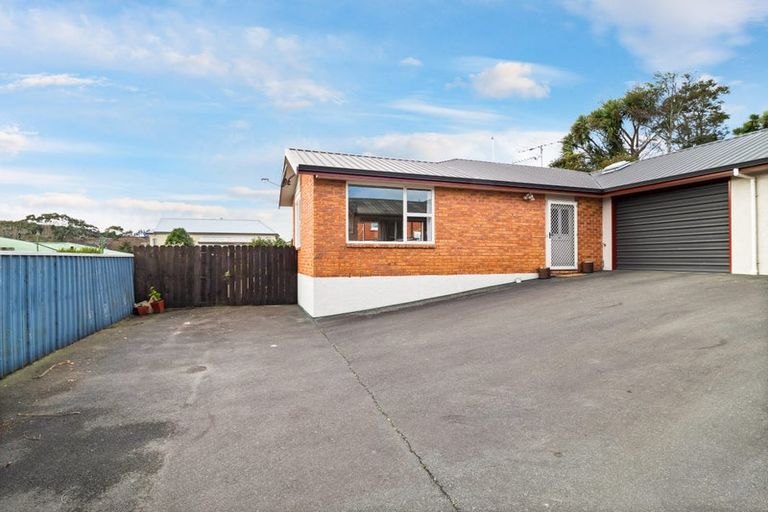 Photo of property in 2c Benfell Street, Green Island, Dunedin, 9018