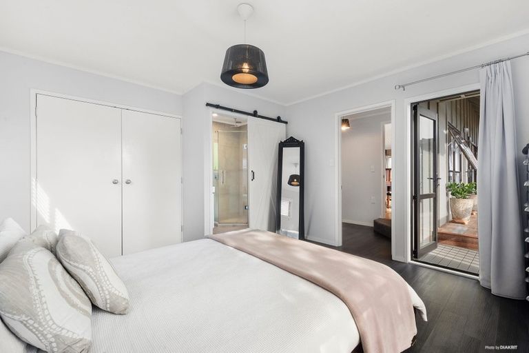 Photo of property in 120 Stredwick Drive, Torbay, Auckland, 0630