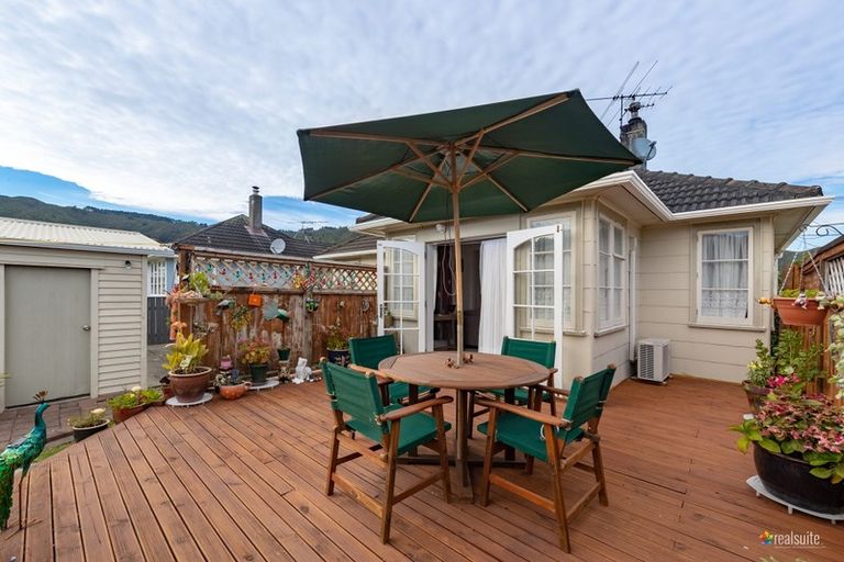 Photo of property in 1 Butler Street, Naenae, Lower Hutt, 5011