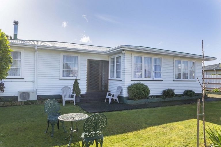 Photo of property in 24 Ransom Street, Dannevirke, 4930