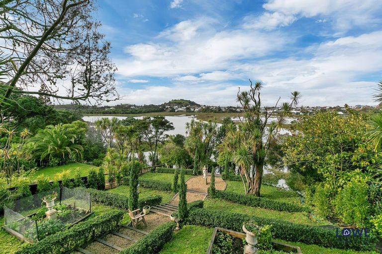 Photo of property in 63 Ngataringa Road, Devonport, Auckland, 0624