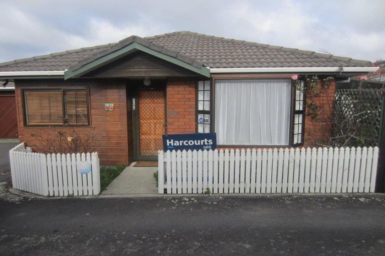 Photo of property in 340b Main Road, Tawa, Wellington, 5028