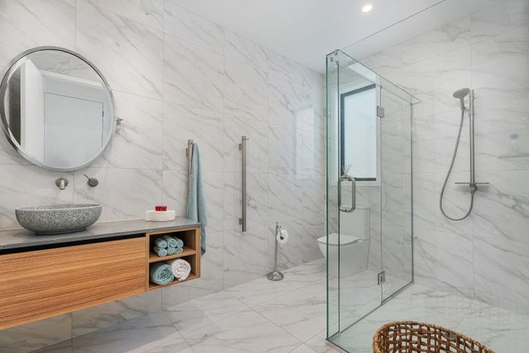 Photo of property in 17 Fred Harsant Drive, Cooks Beach, 3591