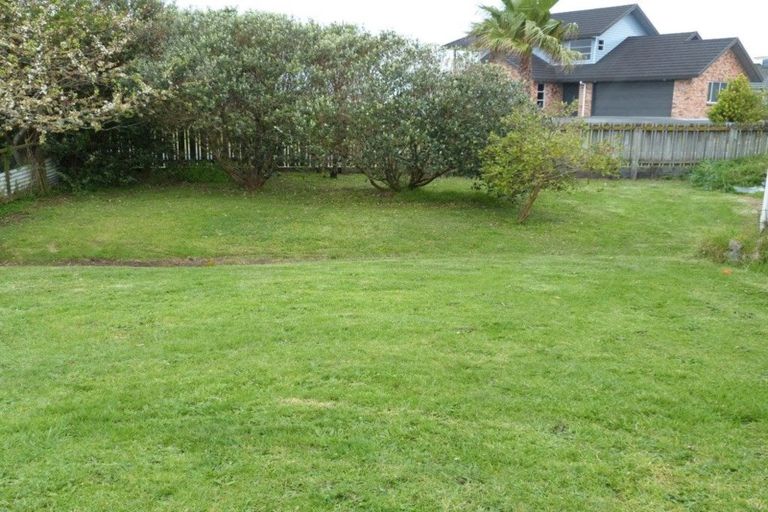 Photo of property in 279 One Tree Point Road, One Tree Point, 0118