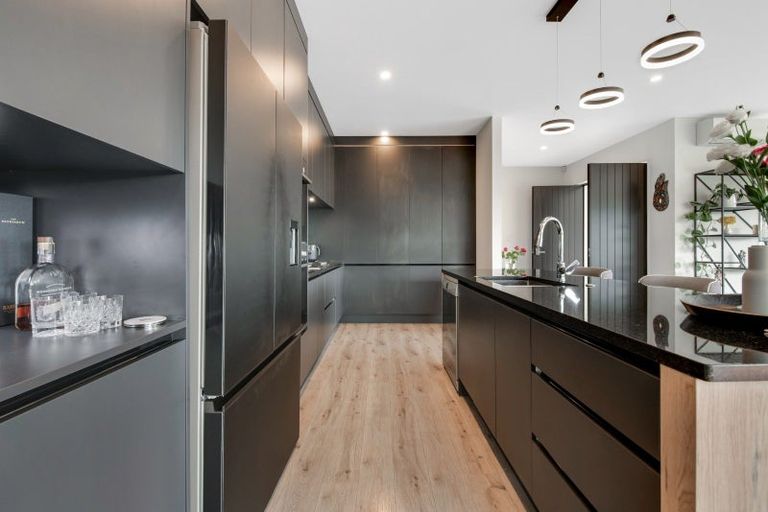 Photo of property in 22 Takurua Terrace, Orewa, 0931