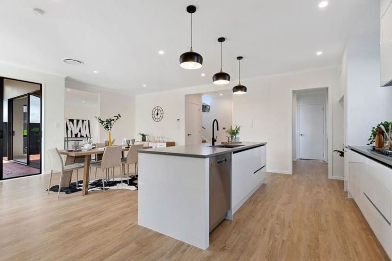 Photo of property in 8 Riverpoint Glade, Flagstaff, Hamilton, 3210