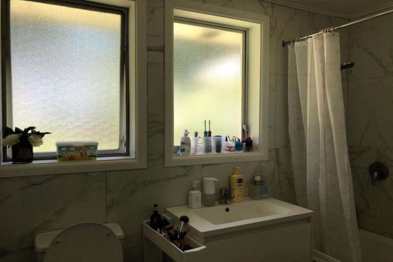 Photo of property in 3 Hillary Street, Chedworth, Hamilton, 3210