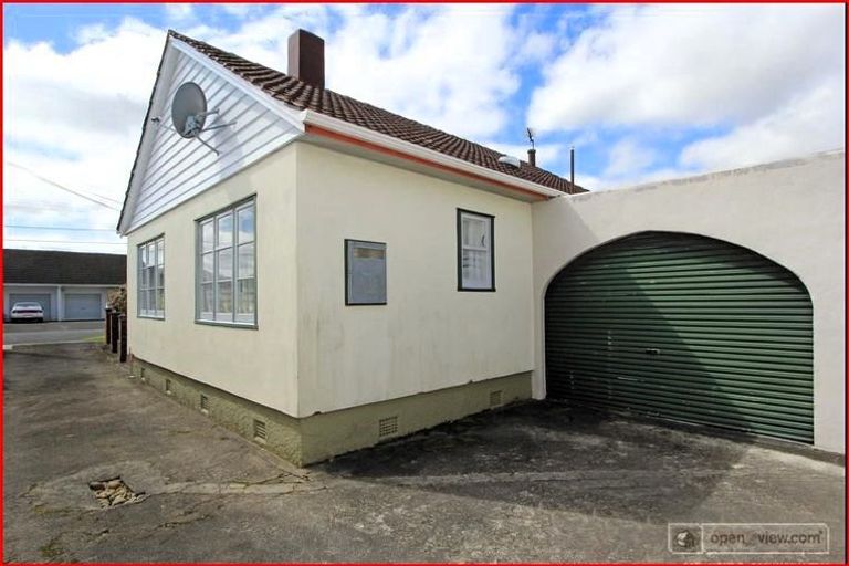 Photo of property in 24 Brees Street, Epuni, Lower Hutt, 5011