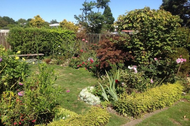 Photo of property in 22 High Street East, Waitara, 4320