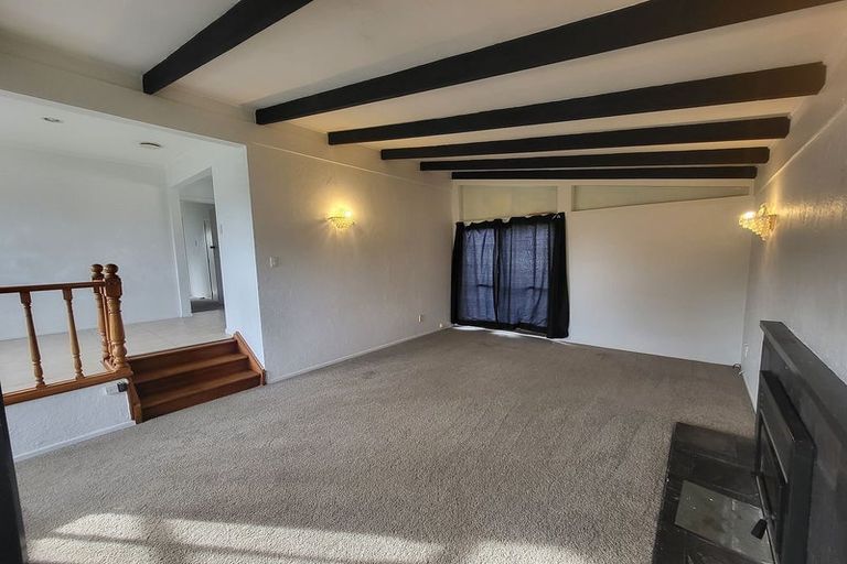 Photo of property in 18 Mclean Avenue, Papatoetoe, Auckland, 2025
