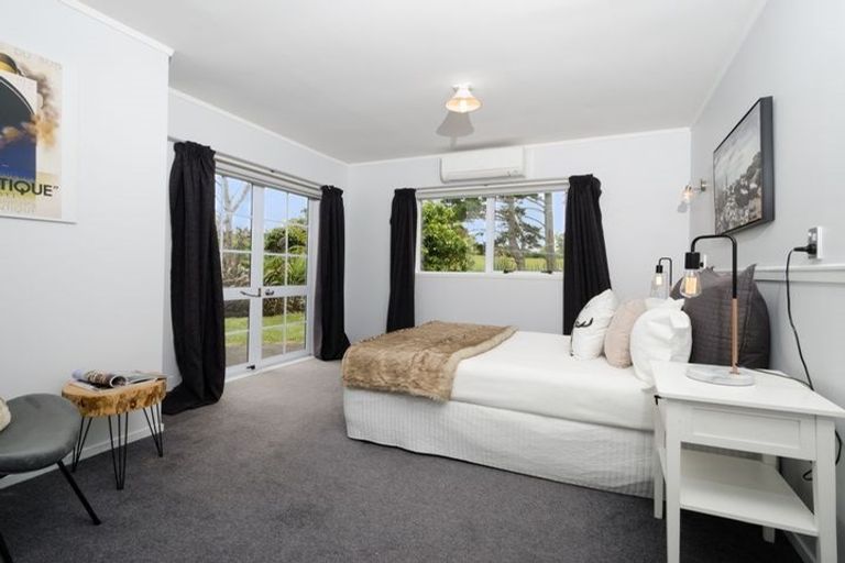 Photo of property in 59 Moontide Road, Kumeu, 0892