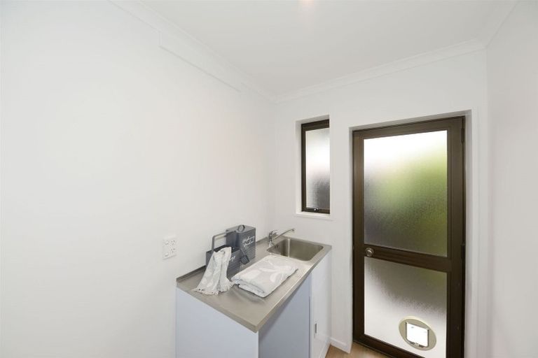 Photo of property in 29 Anglesea Avenue, Parklands, Christchurch, 8083