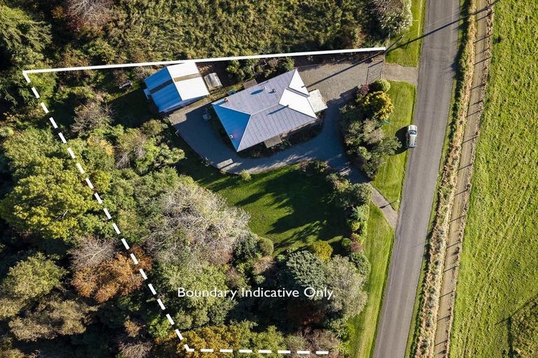 Photo of property in 109 Point Bush Road, Waimate, 7979