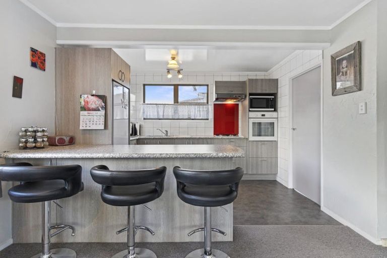 Photo of property in 52a Claude Street, Fairfield, Hamilton, 3214