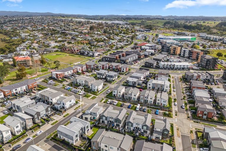 Photo of property in 13 Tarakoi Road, Hobsonville, Auckland, 0616