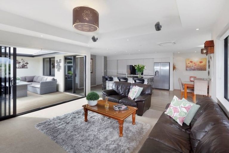 Photo of property in 44 Birkdale Drive, Shirley, Christchurch, 8061