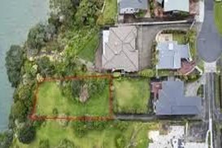 Photo of property in 18a Falstaff Place, Half Moon Bay, Auckland, 2012