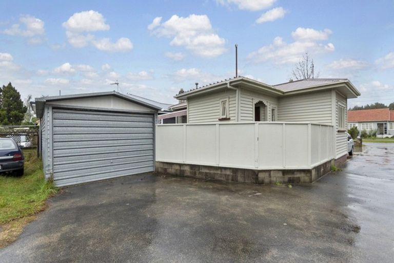 Photo of property in 65 Claude Street, Fairfield, Hamilton, 3214