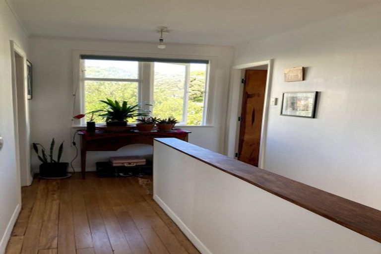 Photo of property in 19a Kekerenga Street, Strathmore Park, Wellington, 6022