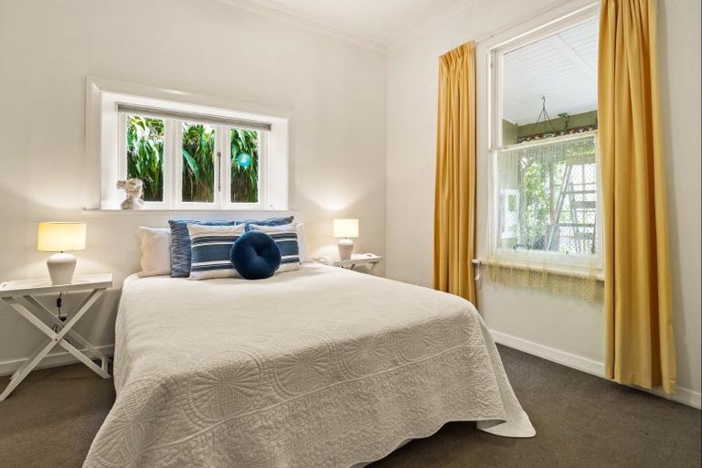 Photo of property in 1b Burkes Drive, Saint Leonards, Dunedin, 9022