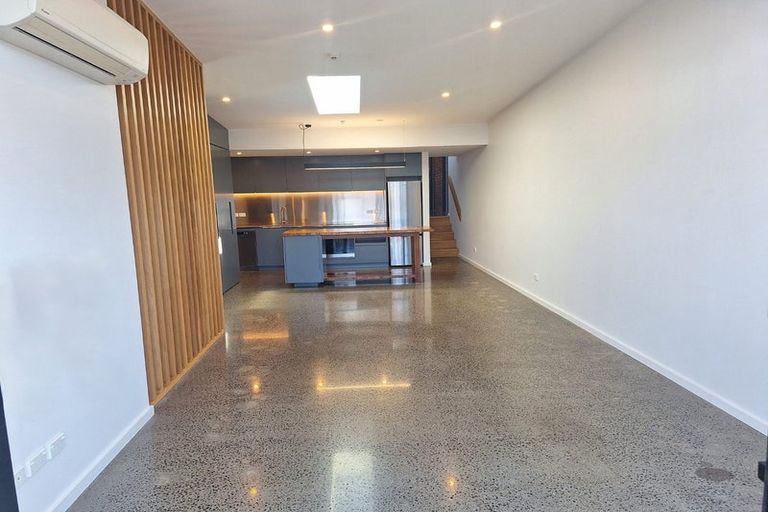 Photo of property in 43d Nelson Street, Petone, Lower Hutt, 5012