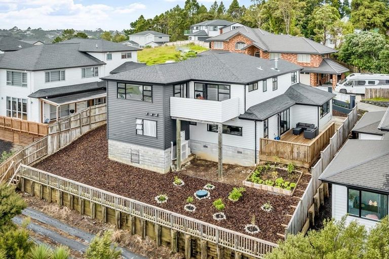 Photo of property in 10 Highway View Lane, Schnapper Rock, Auckland, 0632
