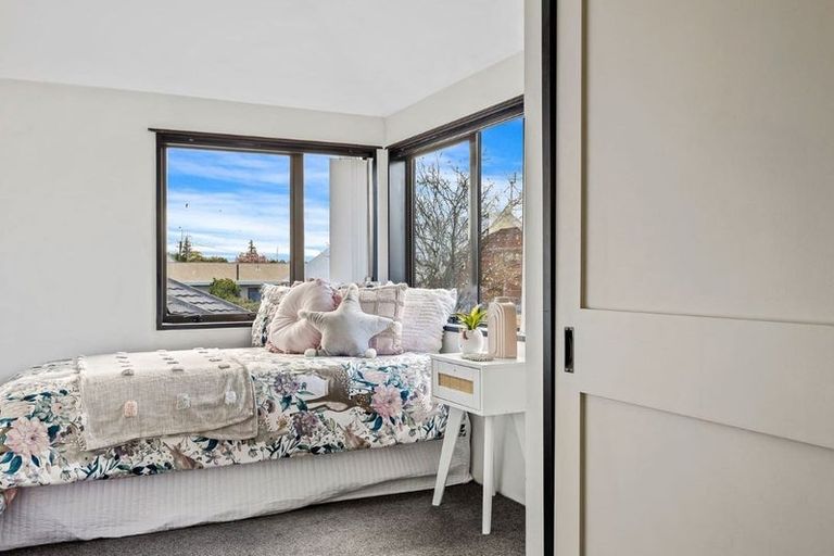 Photo of property in 2/48 Greenhurst Street, Sockburn, Christchurch, 8042