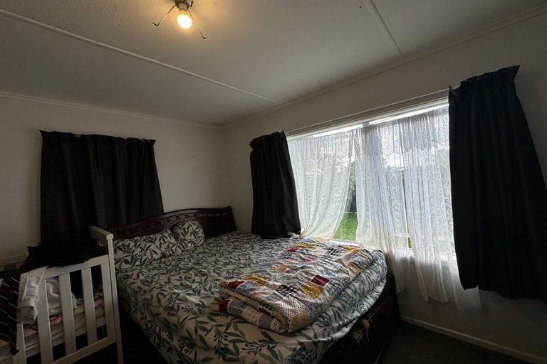 Photo of property in 54 Muir Avenue, Mangere Bridge, Auckland, 2022