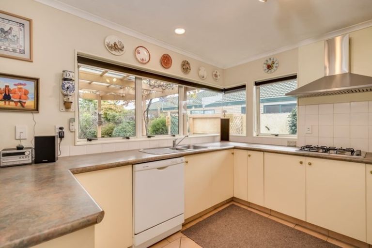 Photo of property in 163 Pacific View Road, Papamoa Beach, Papamoa, 3118