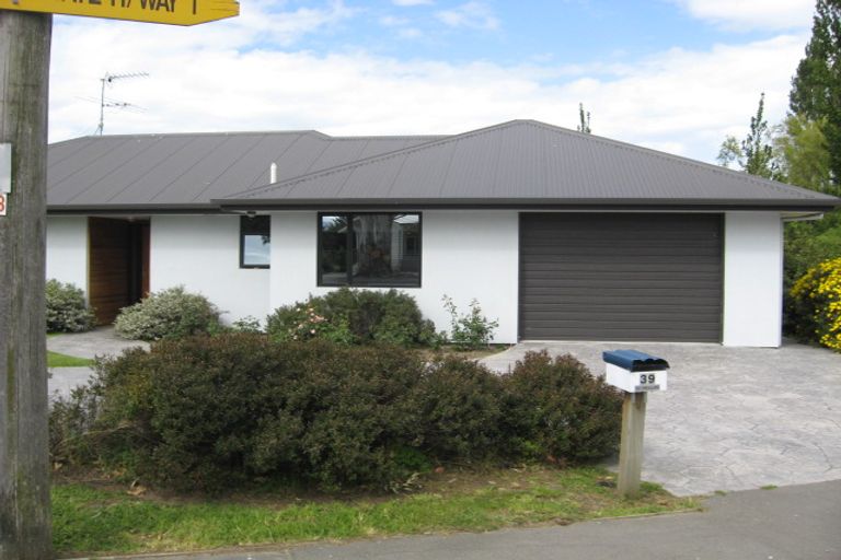 Photo of property in 39a Douglas Road, Amberley, 7410