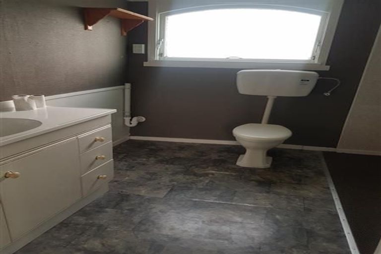 Photo of property in 44 Hamilton Street, East Gore, Gore, 9710