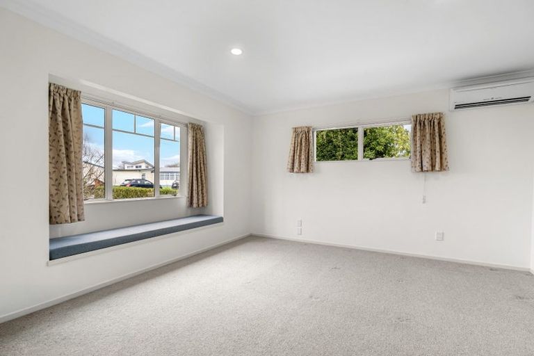 Photo of property in 68 Grey Street, Cambridge, 3434