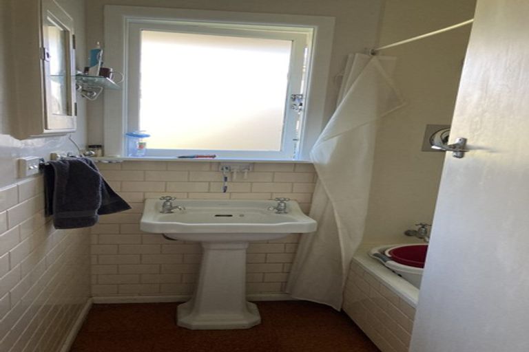 Photo of property in 25 Haslett Place, Upper Riccarton, Christchurch, 8041