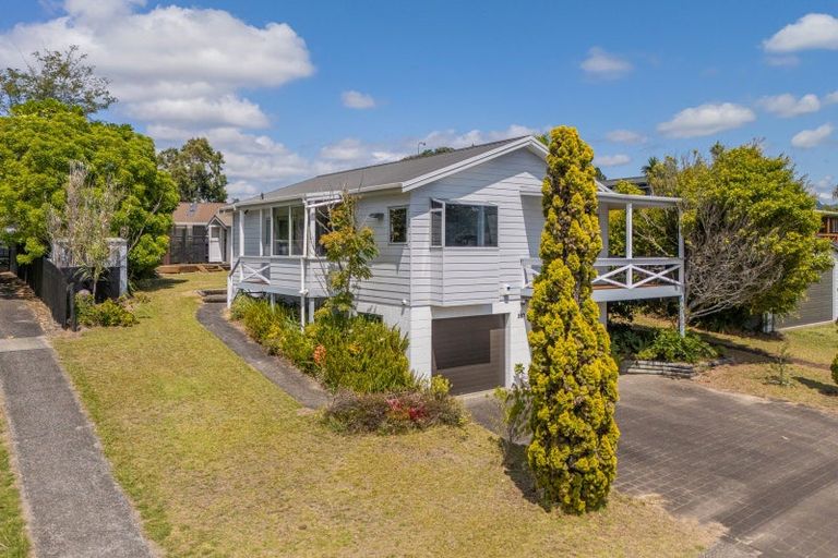 Photo of property in 202 Vista Paku, Pauanui, Hikuai, 3579