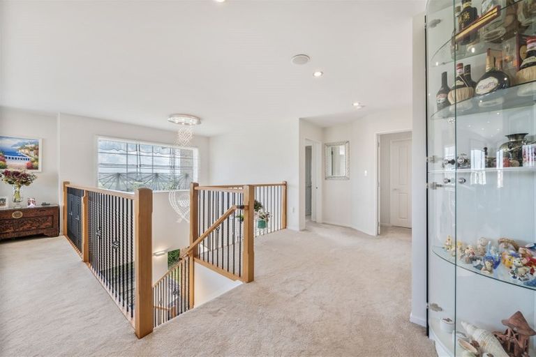 Photo of property in 42 Castlederg Drive, Flat Bush, Auckland, 2019
