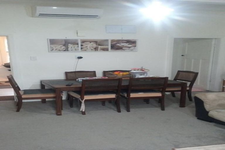 Photo of property in 44 Dr Taylor Terrace, Johnsonville, Wellington, 6037